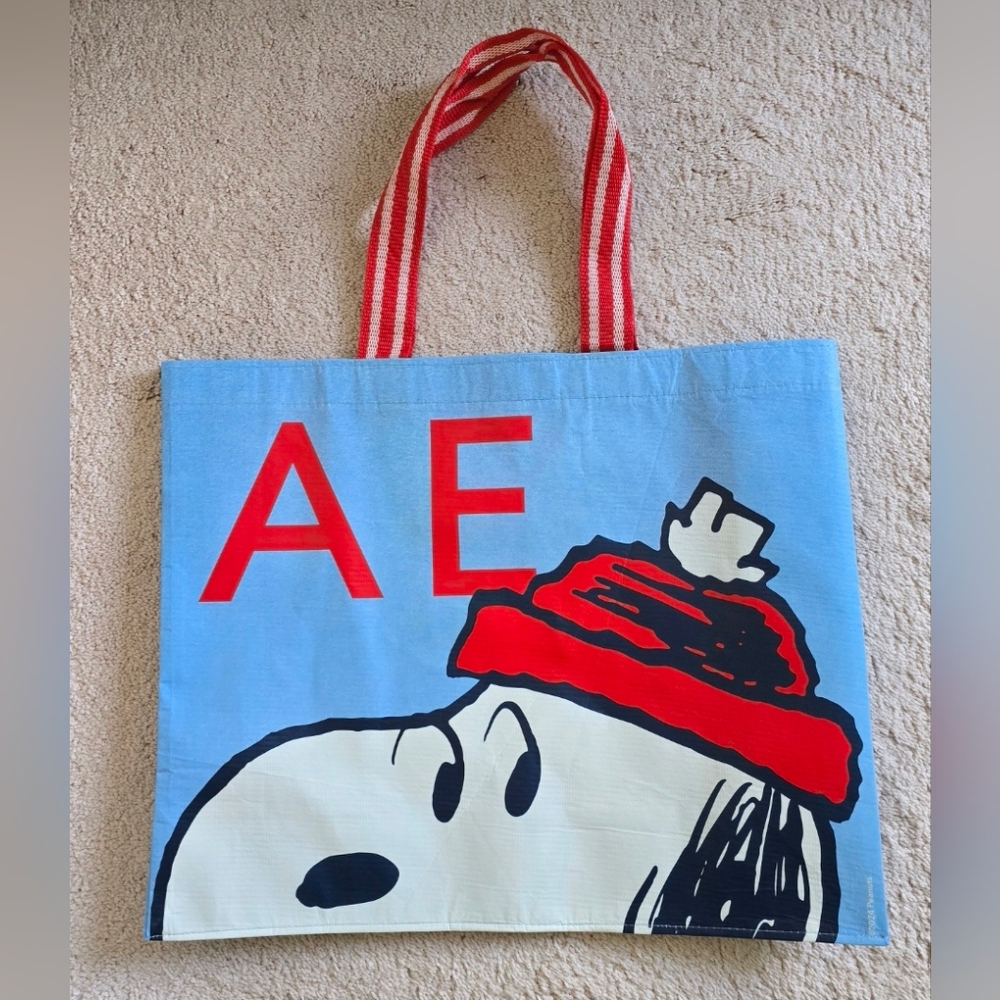 American Eagle Snoopy Tote Bag Large Collectible Reusable Shopping Bag Peanuts - Picture 2 of 2
